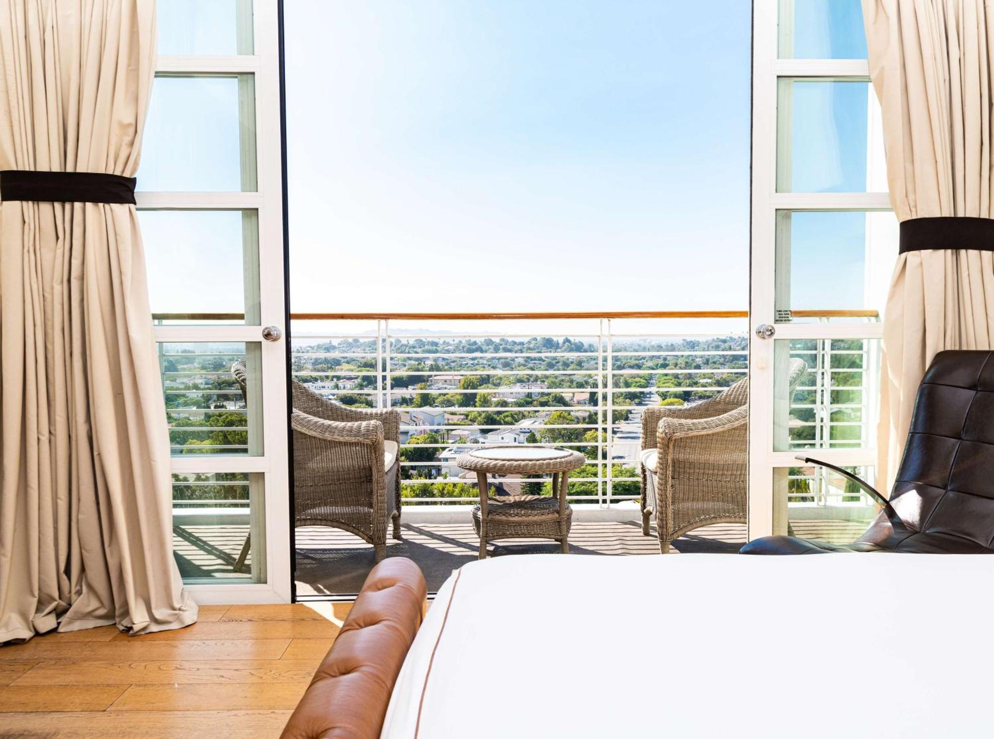 Cameo Beverly Hills Los Angeles